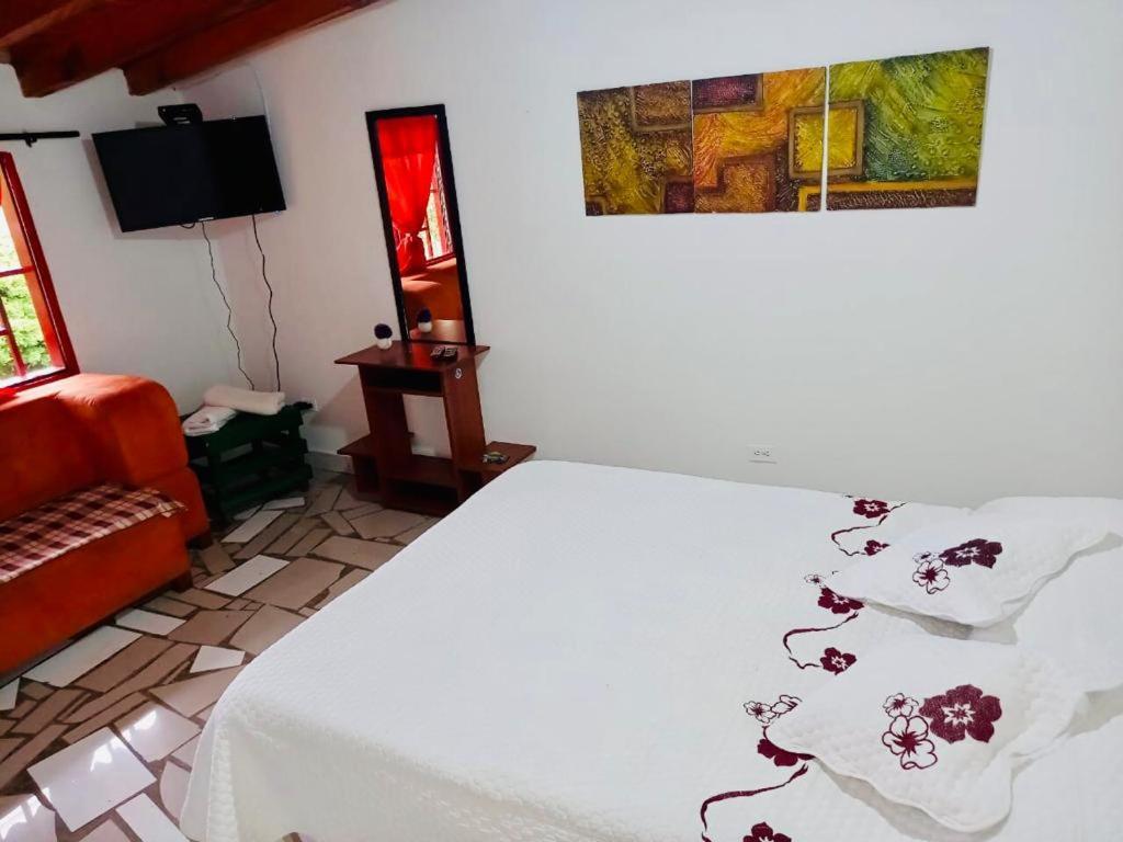 Guatapé House Bed & Breakfast エクステリア 写真