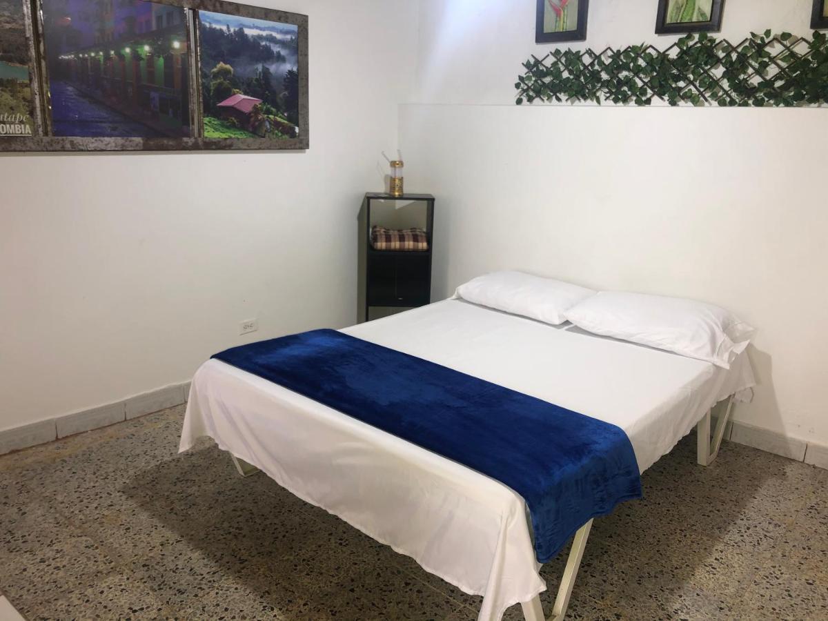 Guatapé House Bed & Breakfast エクステリア 写真